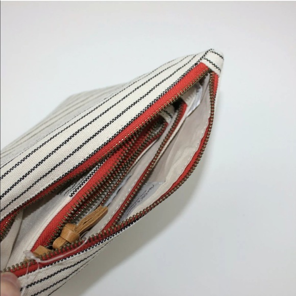 Hearth & Hand with Magnolia 3 Piece Travel Cases - Picture 2 of 4